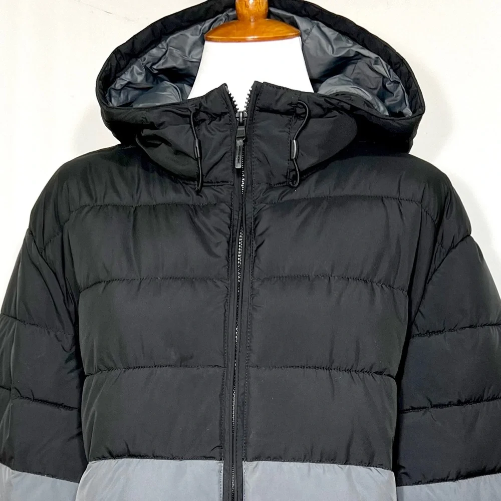 SOLD-Michael Kors MENS Hooded Puffer Coat - Picture 2 of 11